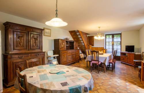 Maison spacieuse à Montignac avec piscine privée et animaux admis - FR-1-616-218 - Foto 6