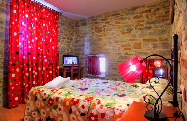 Casas Pirineo Aínsa: Historic Palace & Garden - Foto 8