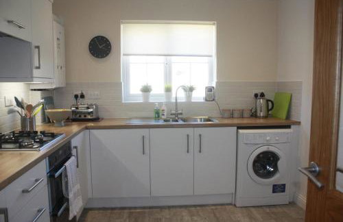 Tranquil 2-Bed Bungalow Near to Southwold - Photo 9