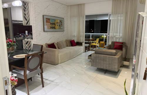Apartamento completo com 3 SUÍTES - Piscina, Academia, Varanda Gourmet com uma vista privilegiada - Hospedagem à altura da COP30 - Foto 11