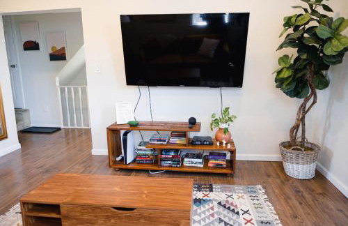 Rainforest Retreat 20m to NYC Parking Sleeps 25 - Foto 44