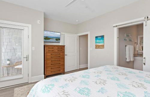 Luxury Beach Condo 5 Min Walk to Beach & Shops! - Foto 18