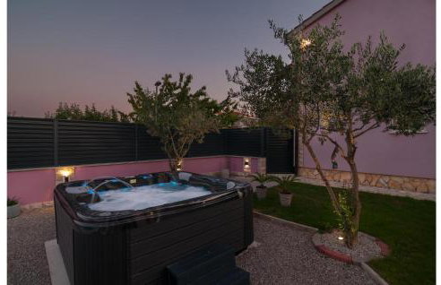 Beautiful Home In Hrvace With Wifi - Foto 18