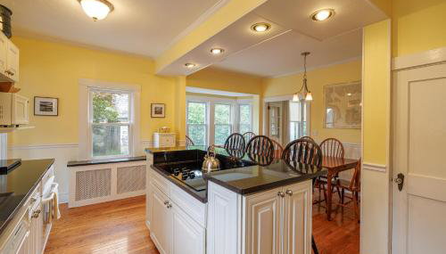 Family & Dog Friendly 4BR in Downtown NE Harbor - Millbrook - Photo 1
