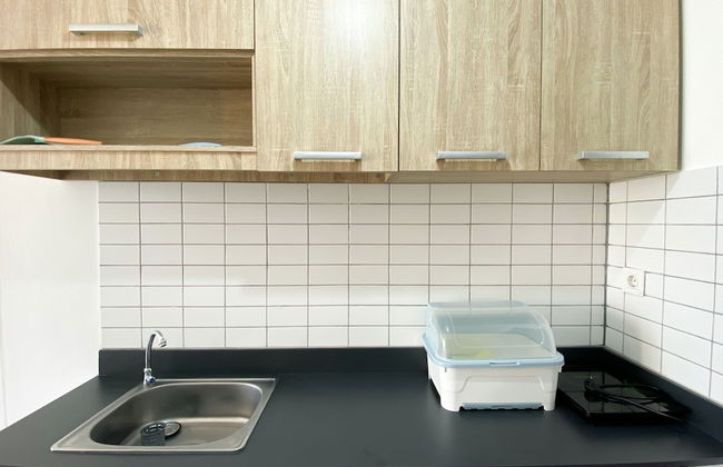 Compact And Comfortable Studio Sayana Bekasi Apartment - Photo 8