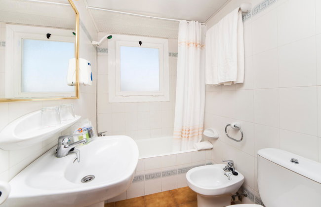 Globales Apartamentos Cala Viñas Adults Only + 16 - Foto 12