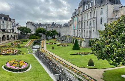 LAROCHE Grand duplex dans le centre historique avec garage - Foto 28