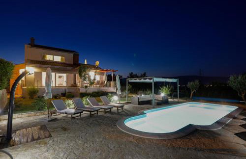 Luxury Villa Nadalina-Dicmo - Foto 33
