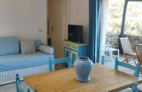 Seaside Apartment Baja Sardinia - Rent From July 25, 2026, to August 15, 2026 - Foto 12
