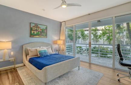 Waterfront, Spa, Pool, Private Paradise on Longboat Key - Photo 24