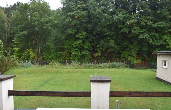 Serene Holiday Home in Mladé Buky with Private Pool and Trampoline - Foto 25