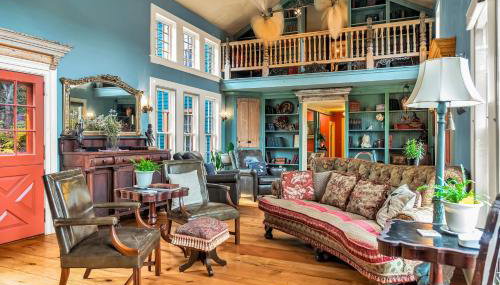 Hot Tub and Large Yard Elegant Deansboro Getaway - Foto 2