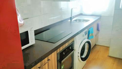 Modern Apartment Málaga 80 m² + Balcony - Foto 3