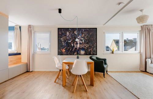 Charming top-floor apartment - Photo 8