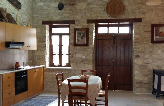 Romios Holiday Apartments - Photo 30