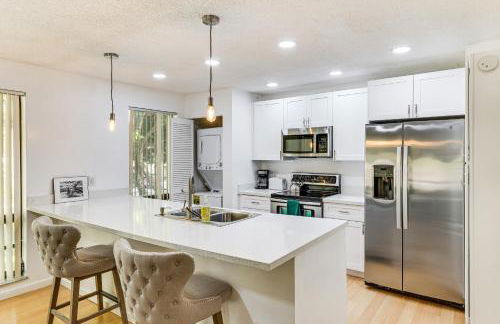 Condo in PGA National Resort with Pool and Spa! - Photo 3