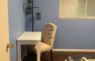 English Rose Garden Cottage near Roseville, CA - Foto 18