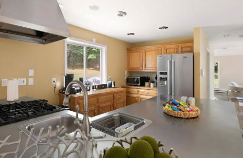 Nature Getaway Charming Villa Near Trails & Parks - Foto 70