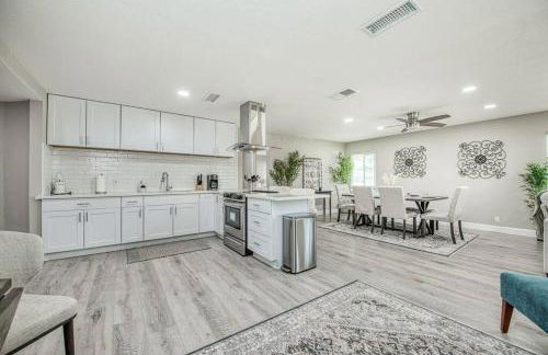 Fun City Haven Spacious Retreat in Fresno - Foto 35