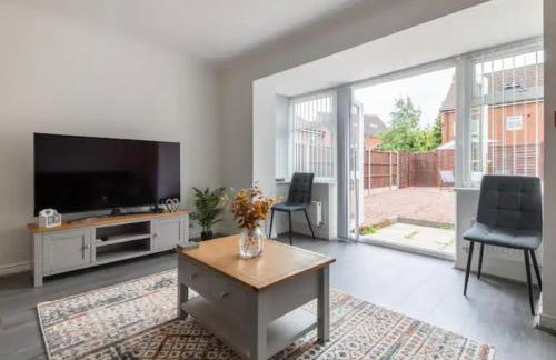 Marston 5 Bedroom Home With Parking Near HS2 & NEC & BHX - Foto 3