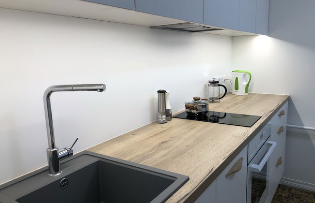 City Center Raua Apartment with Balcony - Foto 6