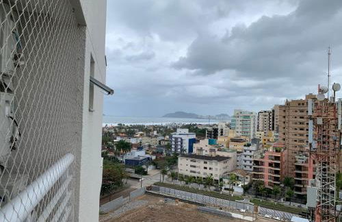 Apartamento Alto Padrão / prédio com piscina e quadra. - Foto 19