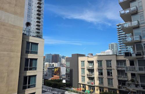 Downtown Beautiful 3-bedroom Apartment Steps to Convention Center, Petco Park! - Foto 39