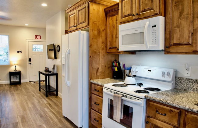 Zion's Camp and Cottages - Photo 17