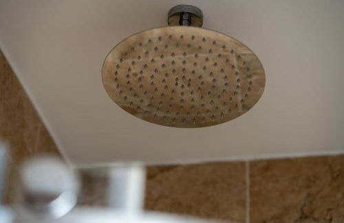 Entire home in Streatham with lovely views & ultra fast Wi-Fi - Foto 5