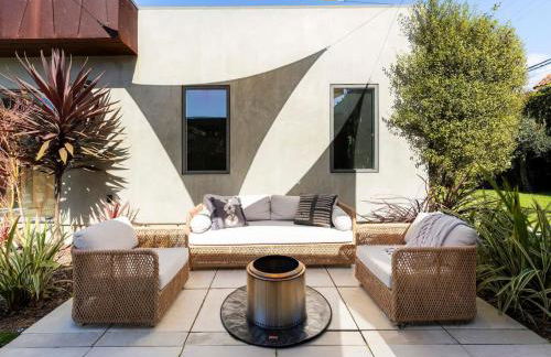 Sun-Drenched Spanish Manor Home in Mar Vista - Foto 5