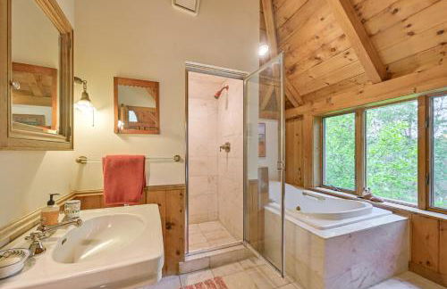 20-Acre Hamptons Nature Escape with Hot Tub and Pool - Foto 13