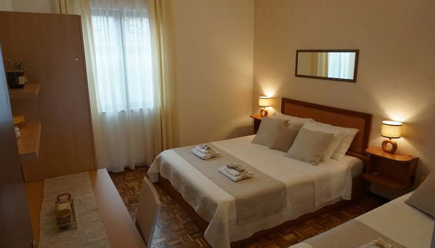 Modern Trogir Apartment With Private Patio, Bbq, and Close to Beach - Foto 3, Habitación