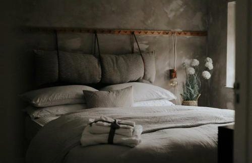 The Rapids Cottage-Secret woodland cottage with outdoor 4 person jetted bath - Foto 6