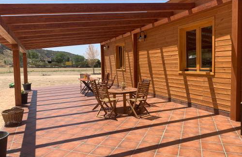 Granja escuela con bungalows Familias y grupos Parking privado gratuito - Foto 14