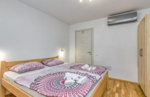 Holiday Home Mali Raj - Foto 17