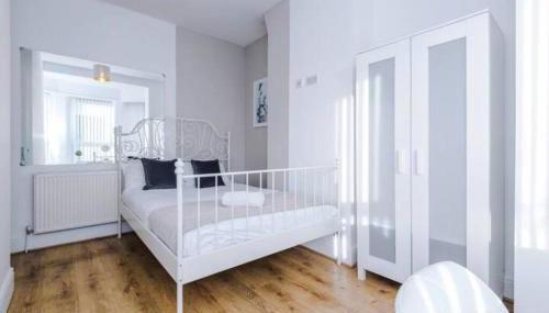 Spacious 4-Bed House Manchester - Foto 4