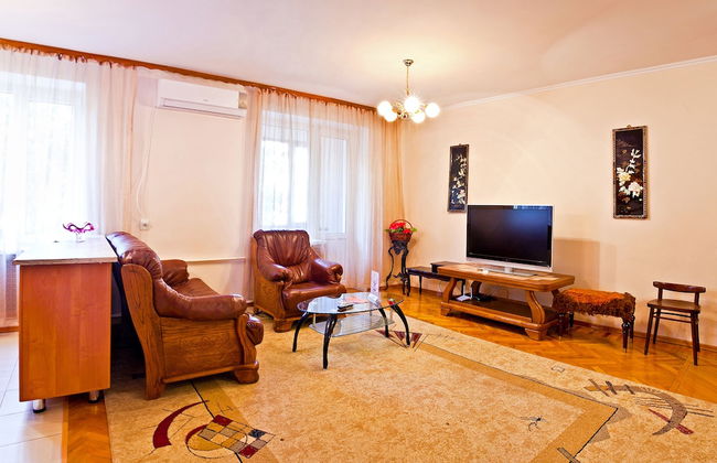 Lessor Apartments - Photo 80