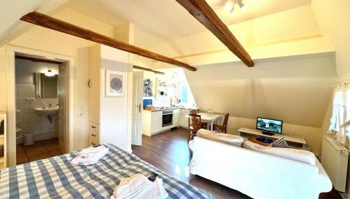 Altes Standesamt Studiowohnung - Foto 2