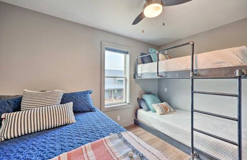 Lavish Riverfront Escape with Gas Grill! - Foto 31