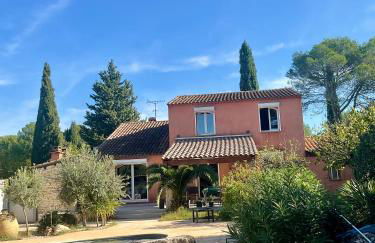 Villa Provençale climatisée près Aix en Provence Piscine securisée alarme - Foto 1