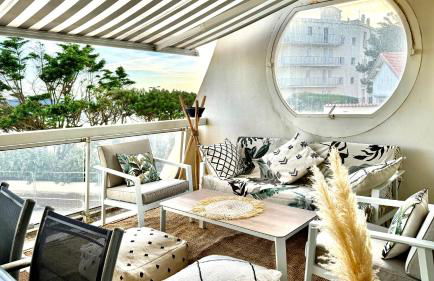 Les pieds dans le sable - Photo 2