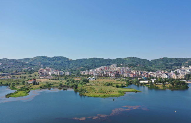 Tirana Walking Tour - Photo 2