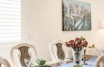 Spacious 5BR Getaway w Game Room & Modern Comfort - Photo 24