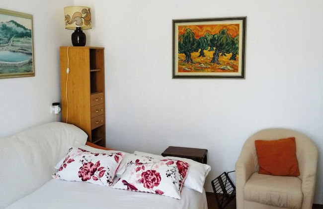 Insideout Apartment - Photo 18