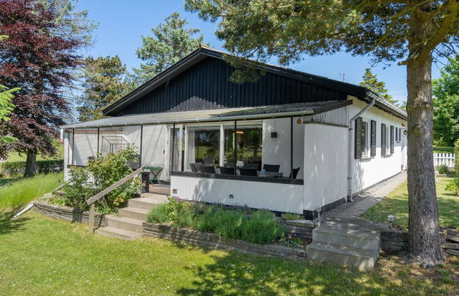 "Slavjanka" - 2km from the sea - Foto 16