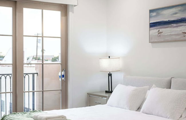 Not Affected by the Fire/modern 5BR Home With Parking, Near LA Attractions #4 - Foto 3