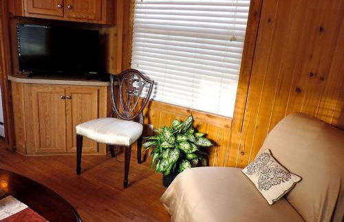 Charming Cabin Rental with Fully Equipped Kitchen near San Antonio, Texas - Foto 17