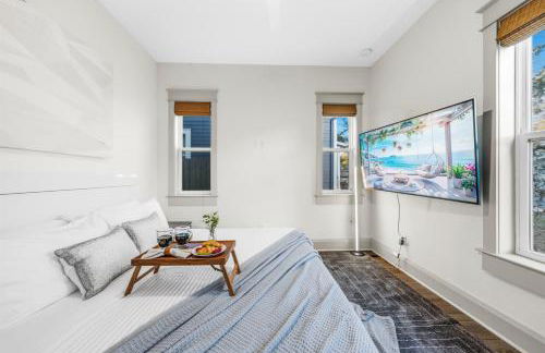 Design-Forward New Build 3BR2BA Seminole Heights - Foto 37