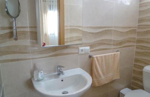 Stunning Home In Sayalonga With Wifi - Foto 32