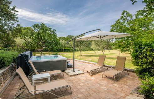 Amazing Home In Ostrobradic - Foto 12